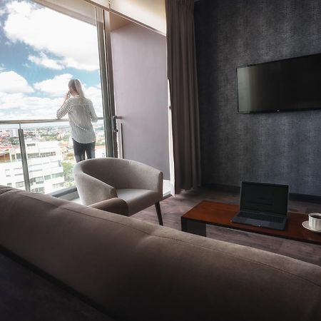 سانتا كروز دي لا سي Urban Suites Apart Hotel المظهر الخارجي الصورة
