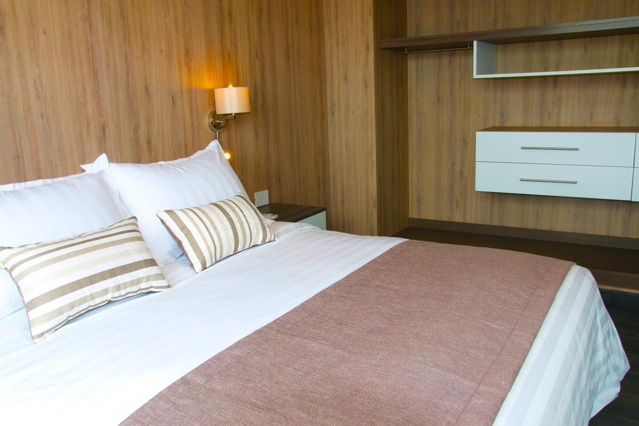 سانتا كروز دي لا سي Urban Suites Apart Hotel المظهر الخارجي الصورة