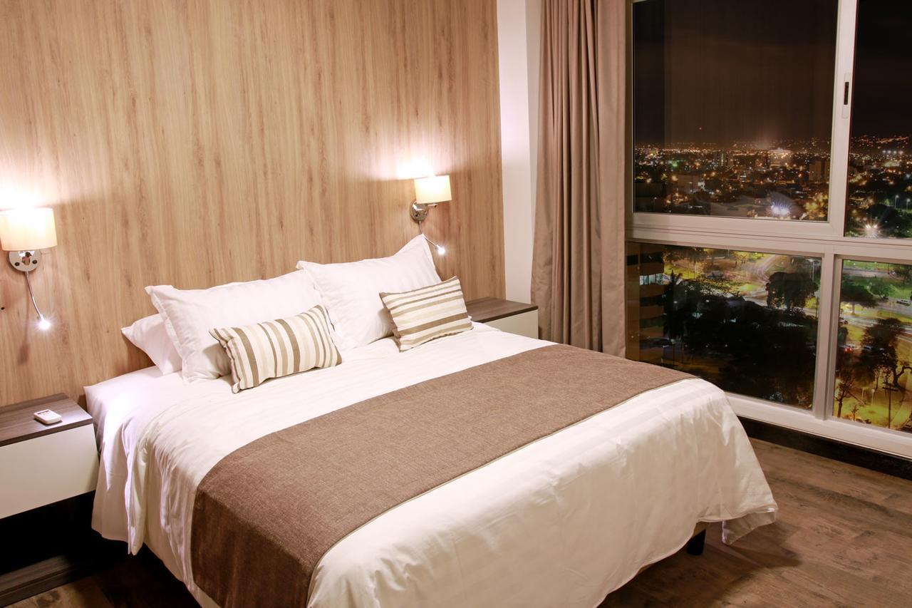سانتا كروز دي لا سي Urban Suites Apart Hotel المظهر الخارجي الصورة